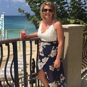 Meet your Posher, Paula